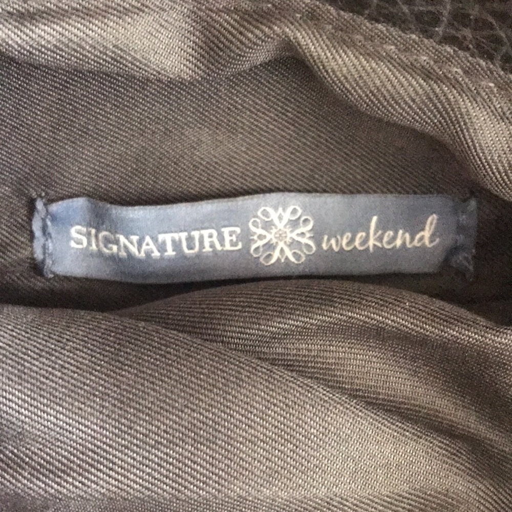 Signature Weekend Purse - Picture 9 of 9